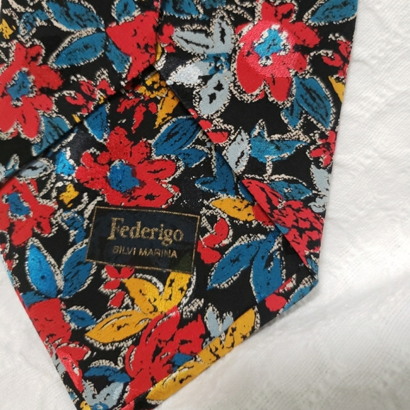 Federigo Floral Tie Red/Blue/Yellow Prints - Picture 3 of 5